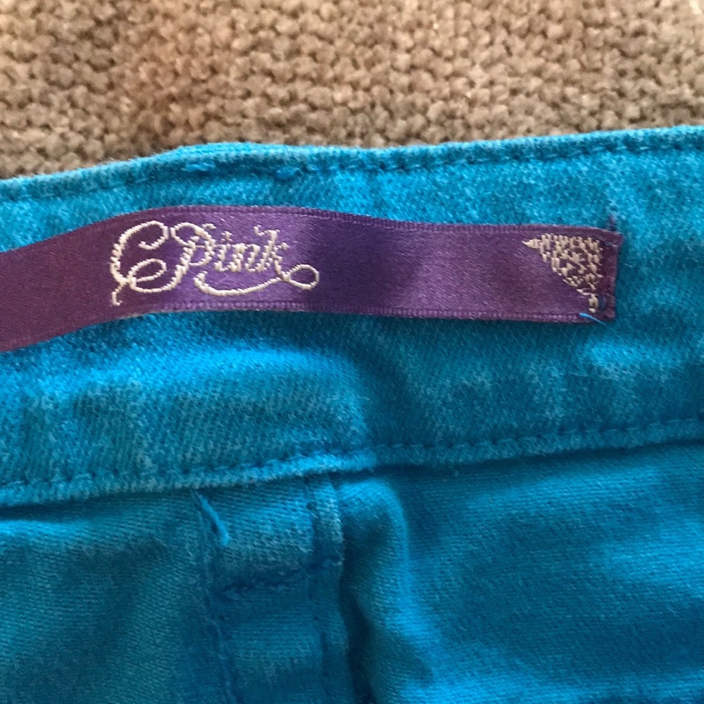 Capris - Picture 8 of 8